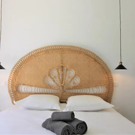 Villa La Madrague-villa/piscine Vue Mer/clim/wifi Hyères