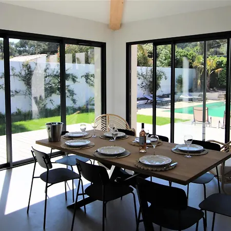 La Madrague-villa/piscine Vue Mer/clim/wifi Hyères