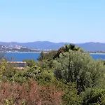 Villa La Madrague-villa/piscine Vue Mer/clim/wifi Hyères
