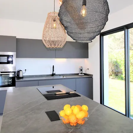 Villa La Madrague-villa/piscine Vue Mer/clim/wifi *