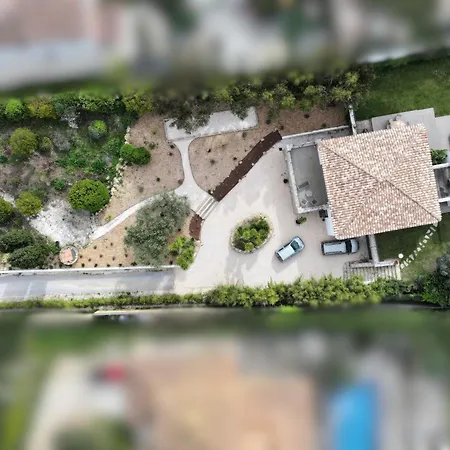 La Madrague-villa/piscine Vue Mer/clim/wifi Hyères