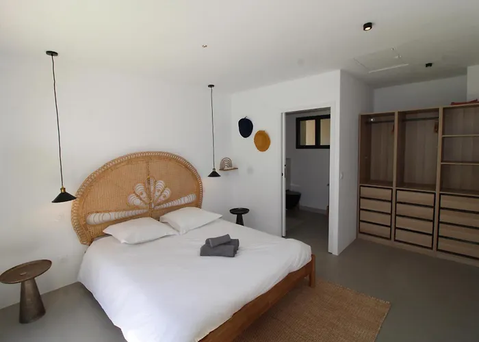 La Madrague-villa/piscine Vue Mer/clim/wifi Villa *