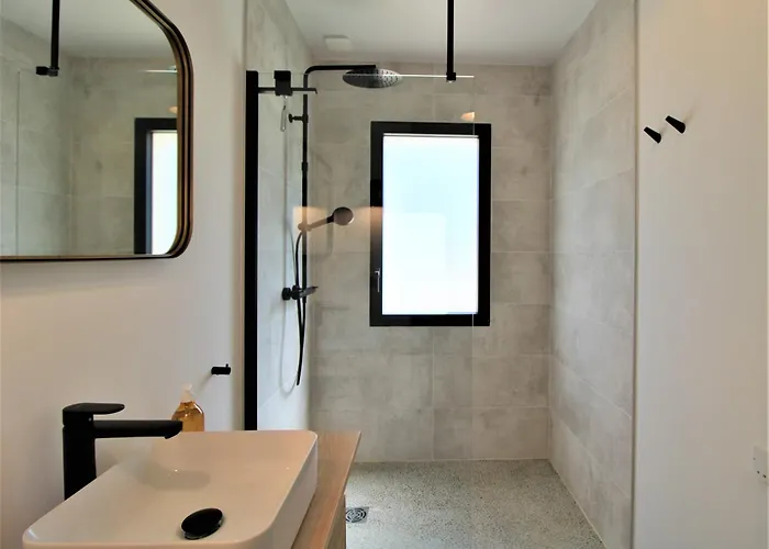 La Madrague-villa/piscine Vue Mer/clim/wifi Villa Hyères