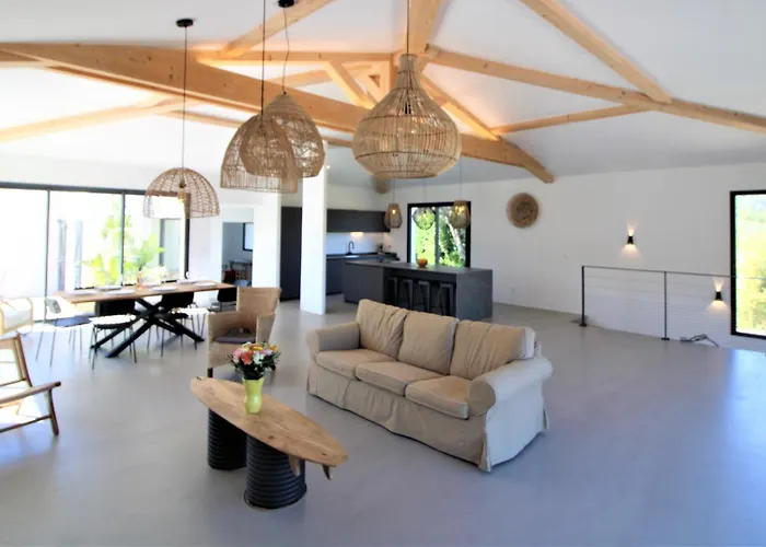 La Madrague-villa/piscine Vue Mer/clim/wifi Villa