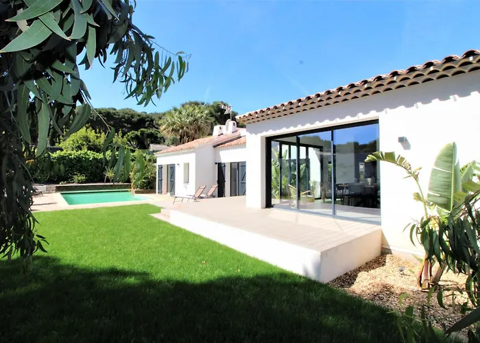 La Madrague-villa/piscine Vue Mer/clim/wifi Villa Hyères